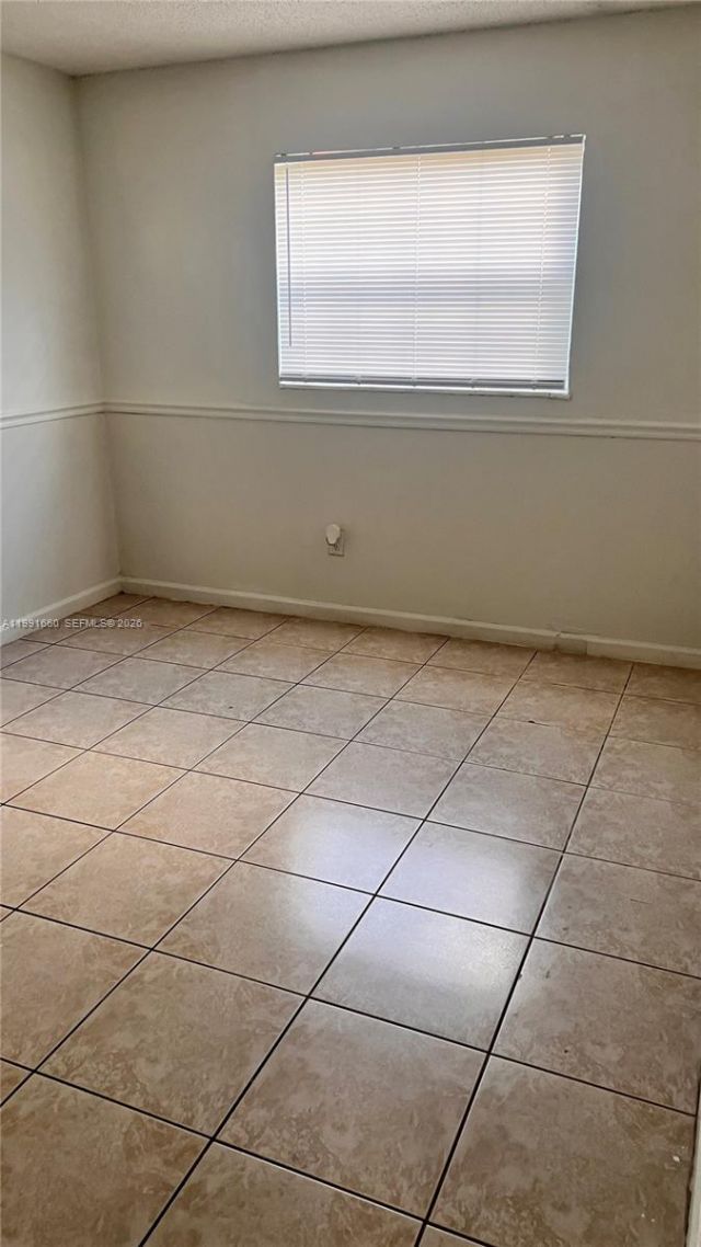 4443 NW 179th Ter, Miami Gardens, FL 33055 Photo