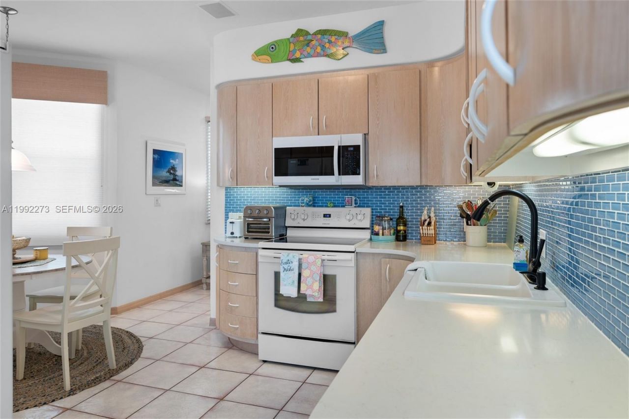 431 12th St , Key Colony, FL 33051 Photo