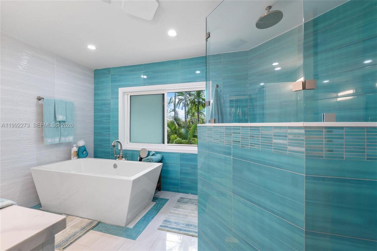 431 12th St , Key Colony, FL 33051 Photo