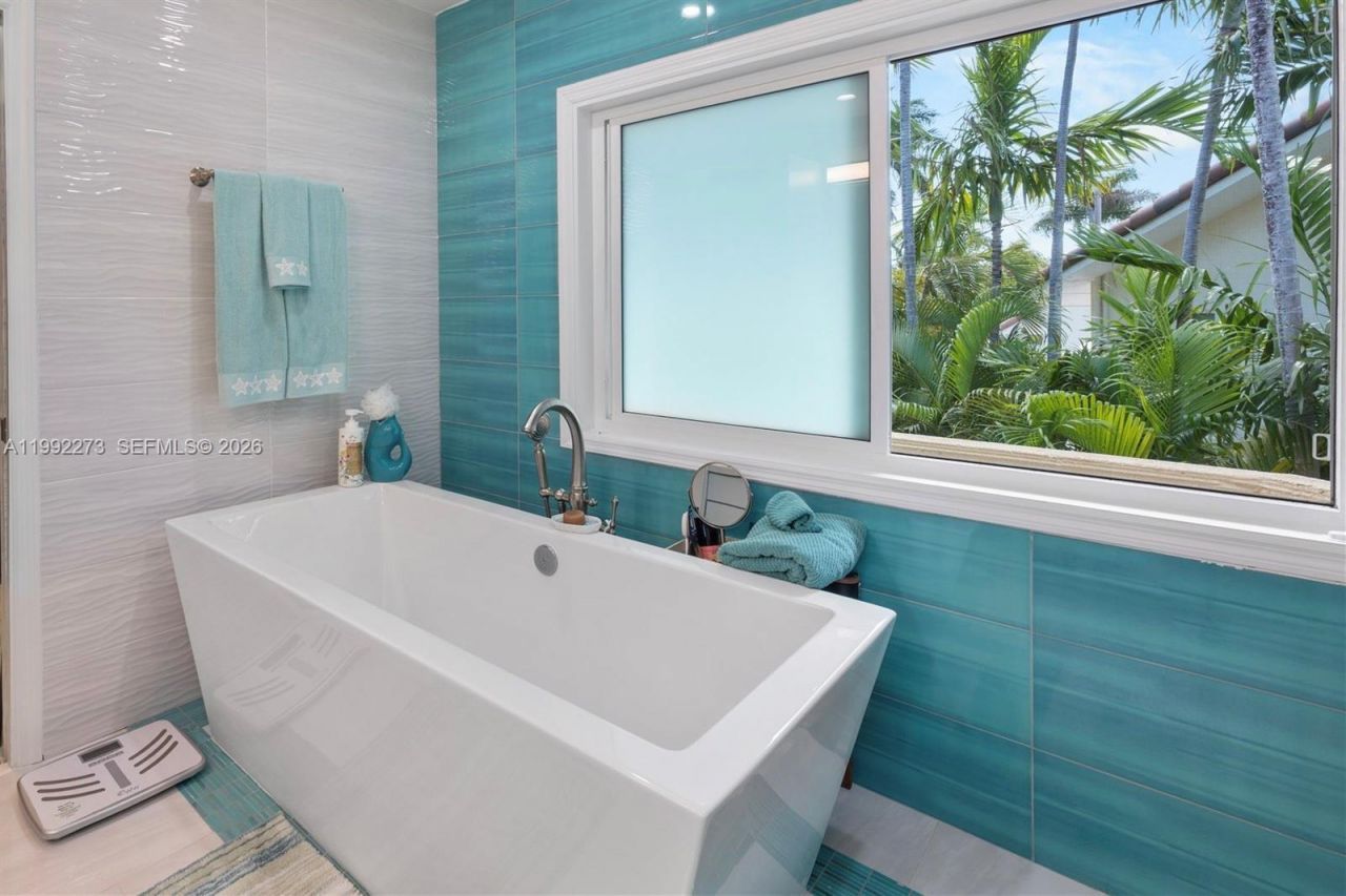 431 12th St , Key Colony, FL 33051 Photo