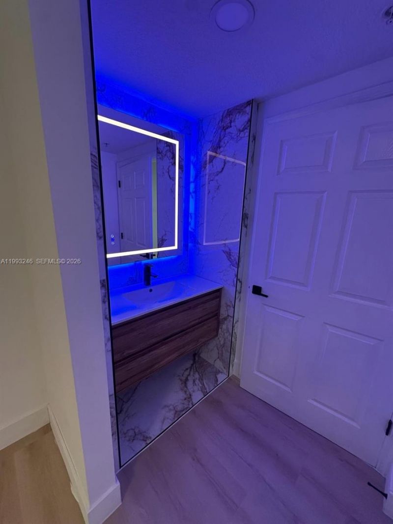 4242 NW 2nd St , Unit 1116, Miami, FL 33126 Photo