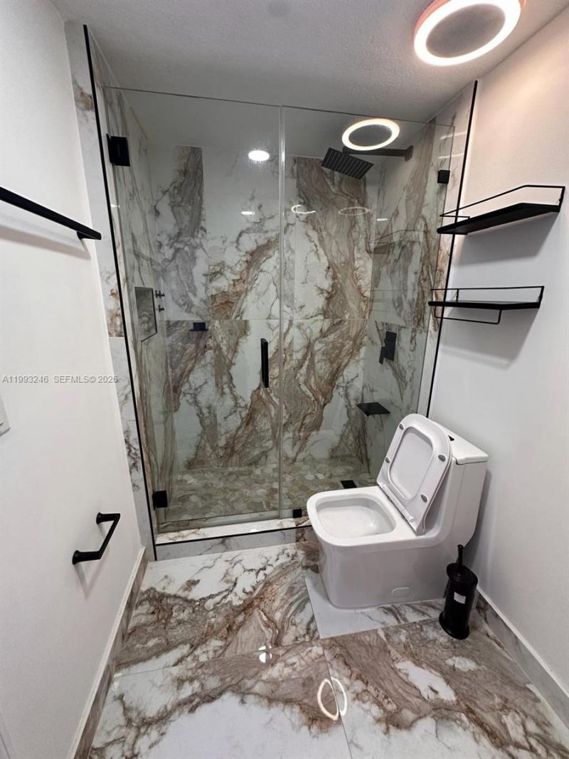 4242 NW 2nd St , Unit 1116, Miami, FL 33126 Photo