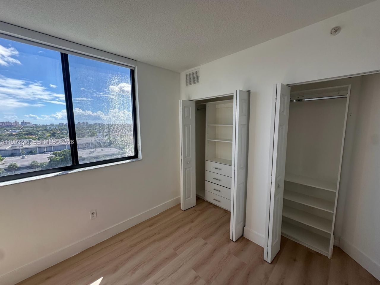 4242 NW 2nd St , Unit 1116, Miami, FL 33126 Photo
