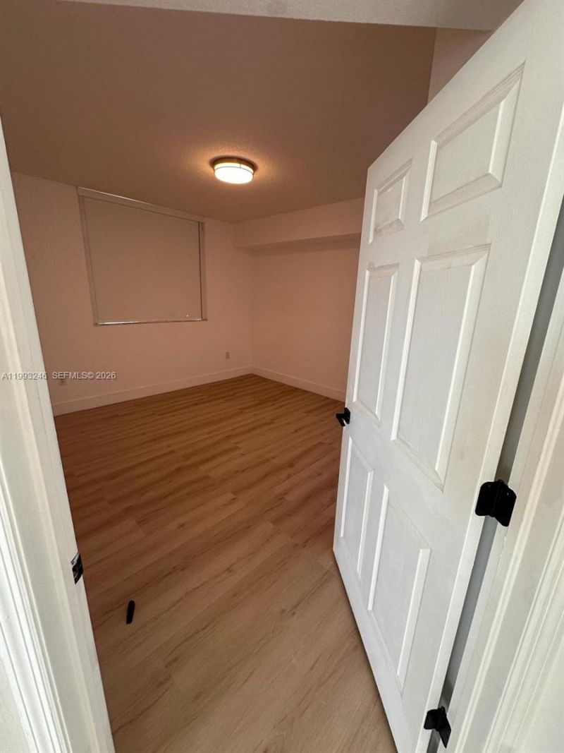 4242 NW 2nd St , Unit 1116, Miami, FL 33126 Photo