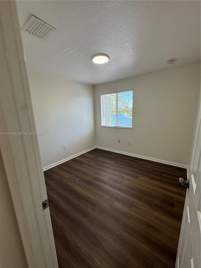 1403 SE 27 Ct, Homestead, FL 33035 Photo