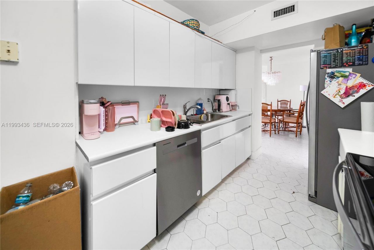 3800 Hillcrest Dr, Unit 1007, Hollywood, FL 33021 Photo