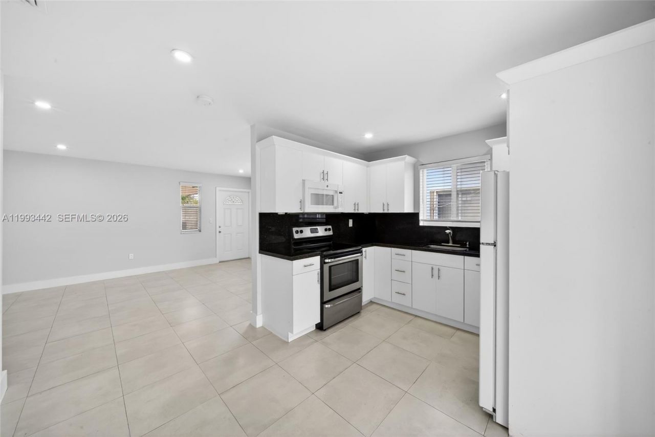 7261 SW 21st St , Unit 7263, Miami, FL 33155 Photo