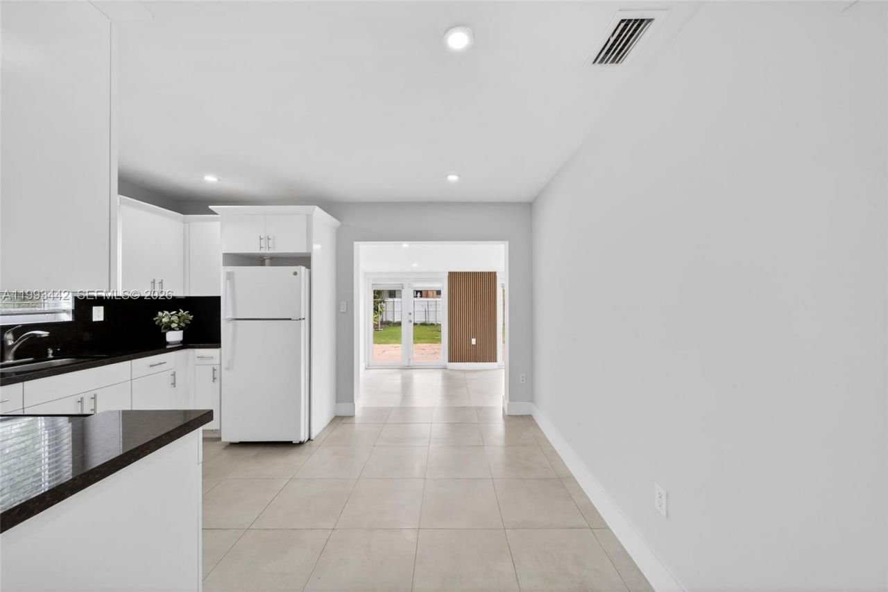 7261 SW 21st St , Unit 7263, Miami, FL 33155 Photo