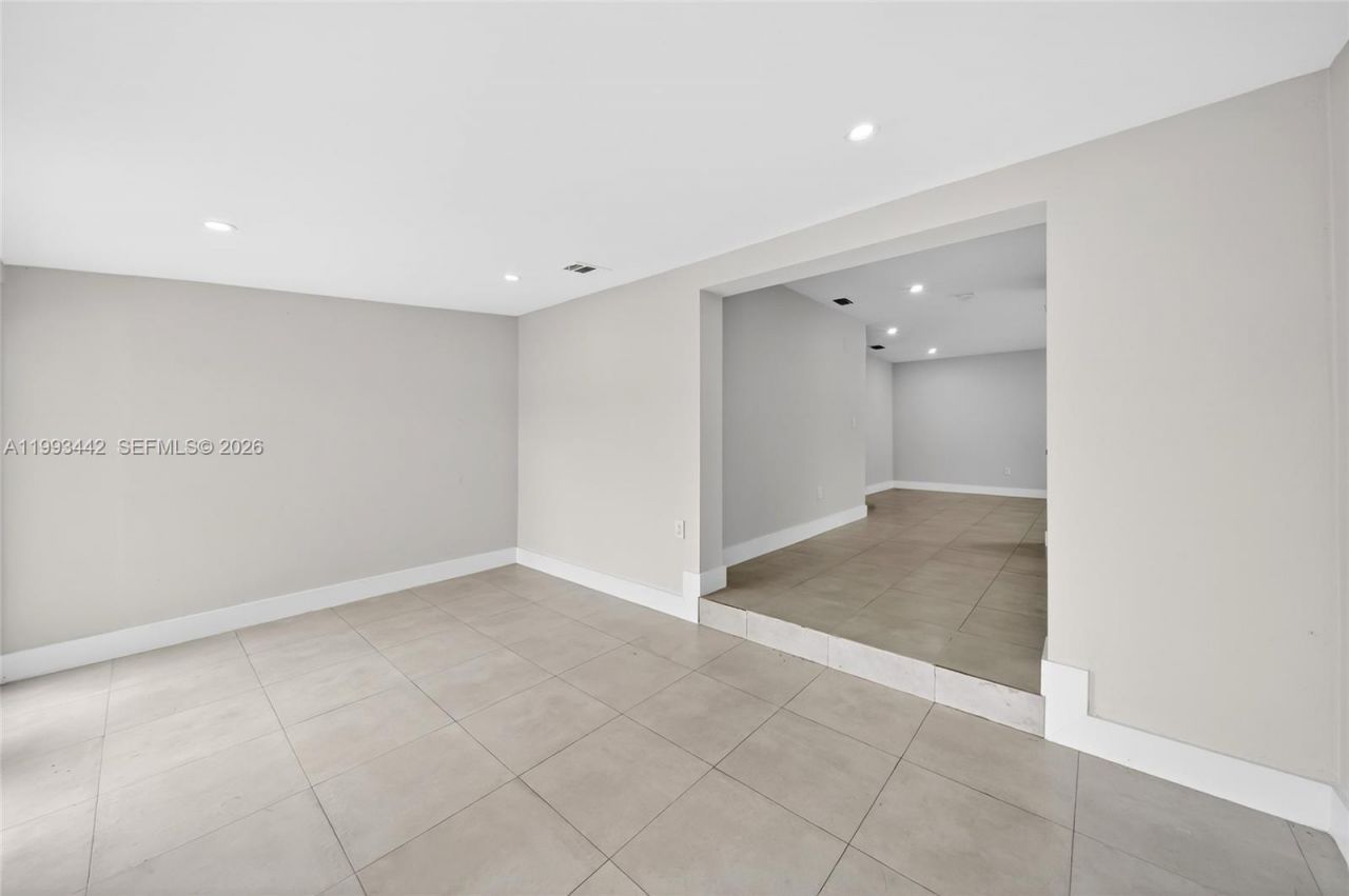 7261 SW 21st St , Unit 7263, Miami, FL 33155 Photo