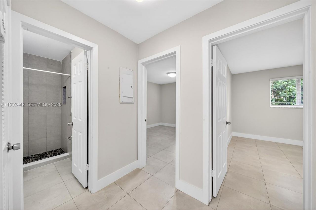 7261 SW 21st St , Unit 7263, Miami, FL 33155 Photo