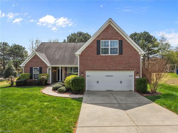 206 Carson Woods Drive , Burlington, NC 27215