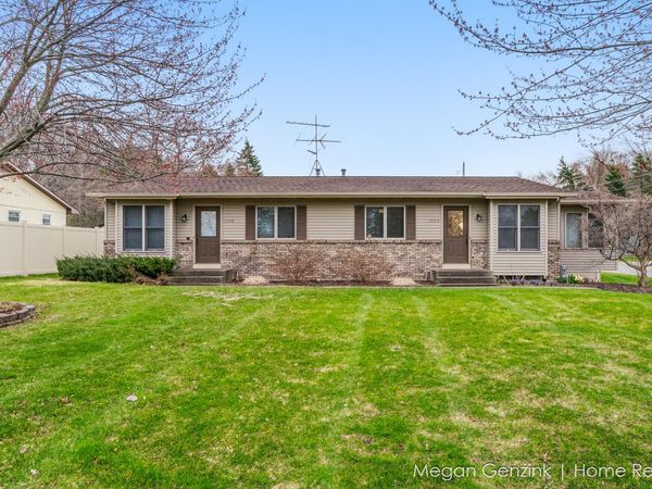 7218-7220 Eastern Avenue SE, Grand Rapids, MI 49508