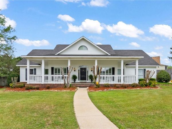 872 Amberwood Drive , Tuscaloosa, AL 35405