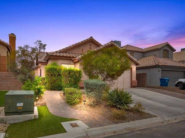 8017 Orchestra Avenue, Las Vegas, NV 89123