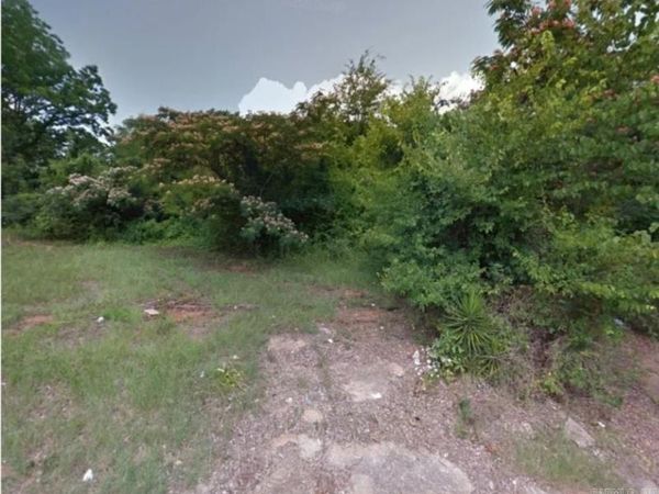 618 SE Secession Avenue , Camden, AR 71701