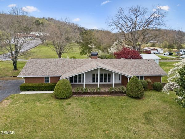 3114 Wearwood Drive, Sevierville, TN 37862