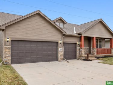 18721 Mason Street , Elkhorn, NE 68022