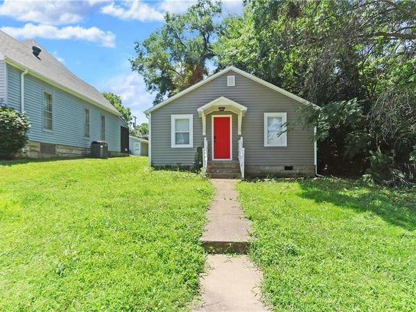 214 Ming Street, Warrensburg, MO 64093