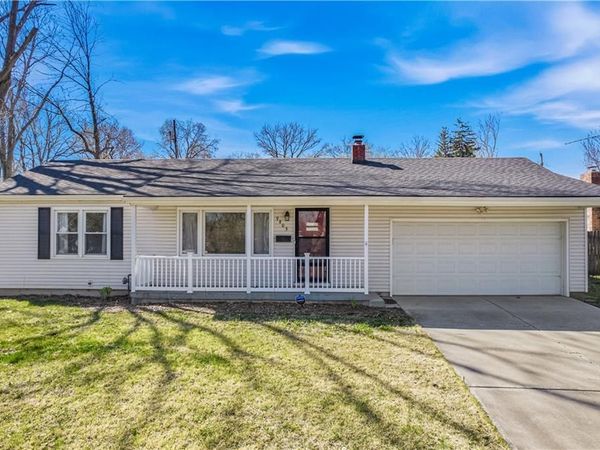 9805 E Linwood Boulevard, Independence, MO 64052