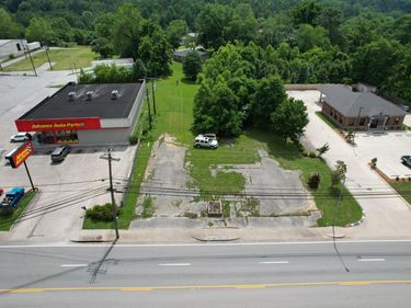 1703 N Main Street, London, KY 40741