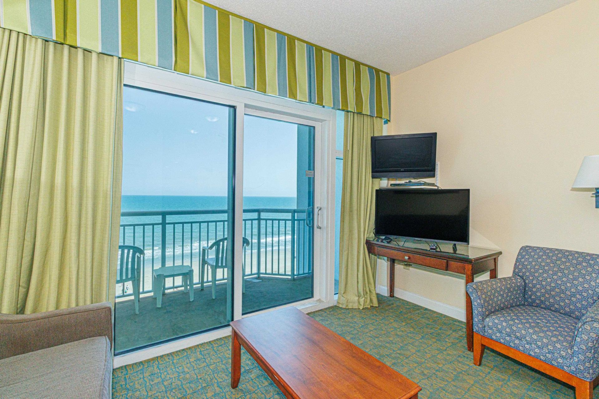 2501 S Ocean Blvd. Photo 16