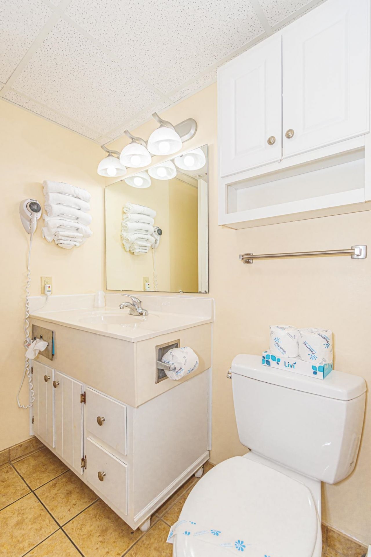 2501 S Ocean Blvd. Photo 23