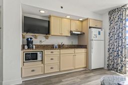 4800 S Ocean Blvd. photo 4