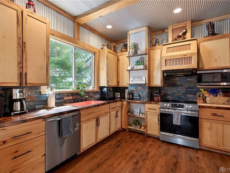 1707 Hussey Road, Xenia, OH 45385 Photo 10