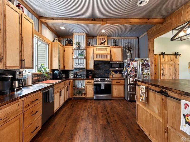 1707 Hussey Road, Xenia, OH 45385 Photo 9