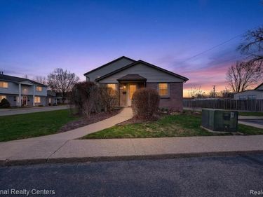 38220 Carolon Boulevard, Westland, MI 48185