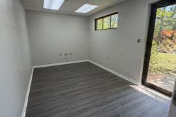 118 Springhall Drive photo 4
