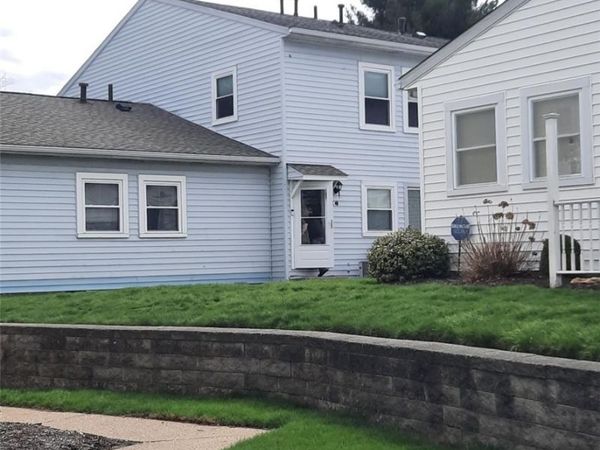 2555 Royal County Down, Unit 17 C, Uniontown, OH 44685