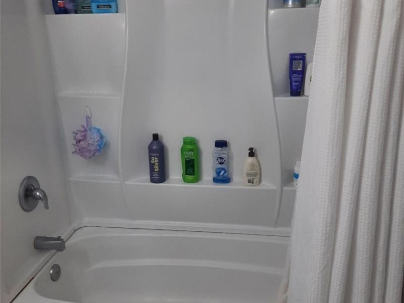 2555 Royal County Down, Unit 17 C, Uniontown, OH 44685 Photo 15