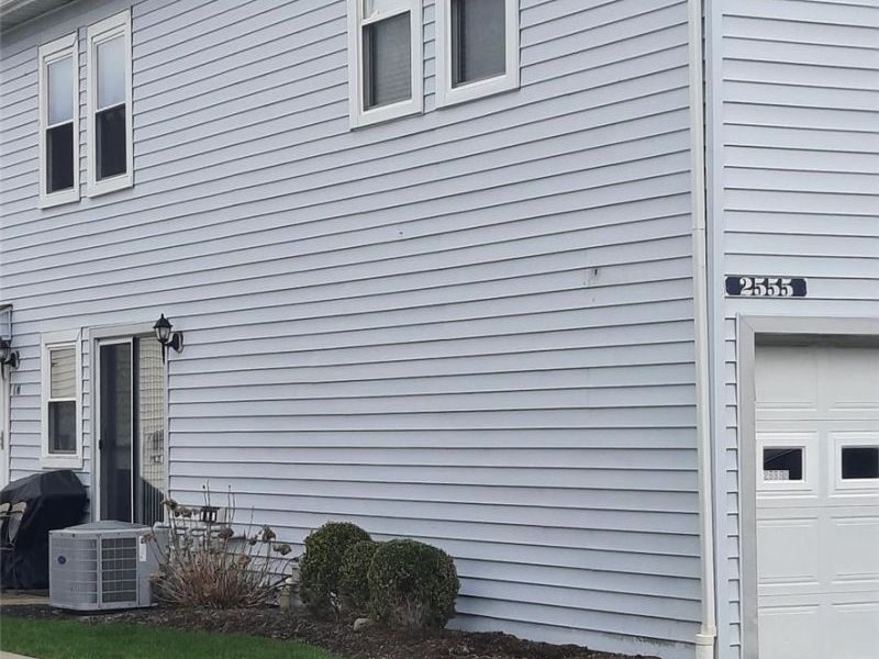 2555 Royal County Down, Unit 17 C, Uniontown, OH 44685 Photo 2