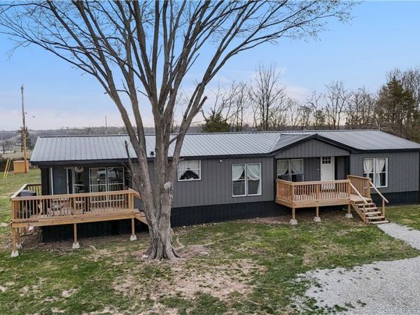16062 Farm Road 1115 , Cassville, MO 65625