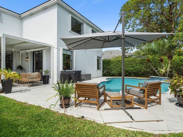 1089 Tupelo Way, Weston, FL 33327