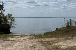 904 Hildebrand Drive photo 4