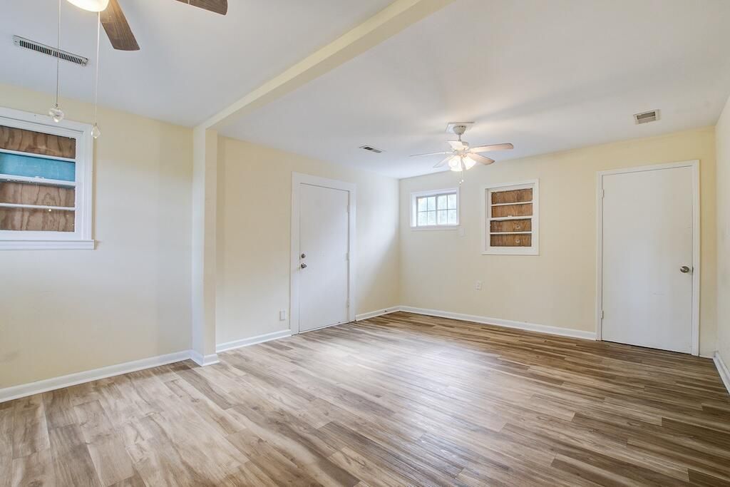 5920 Griffin Street Photo 18