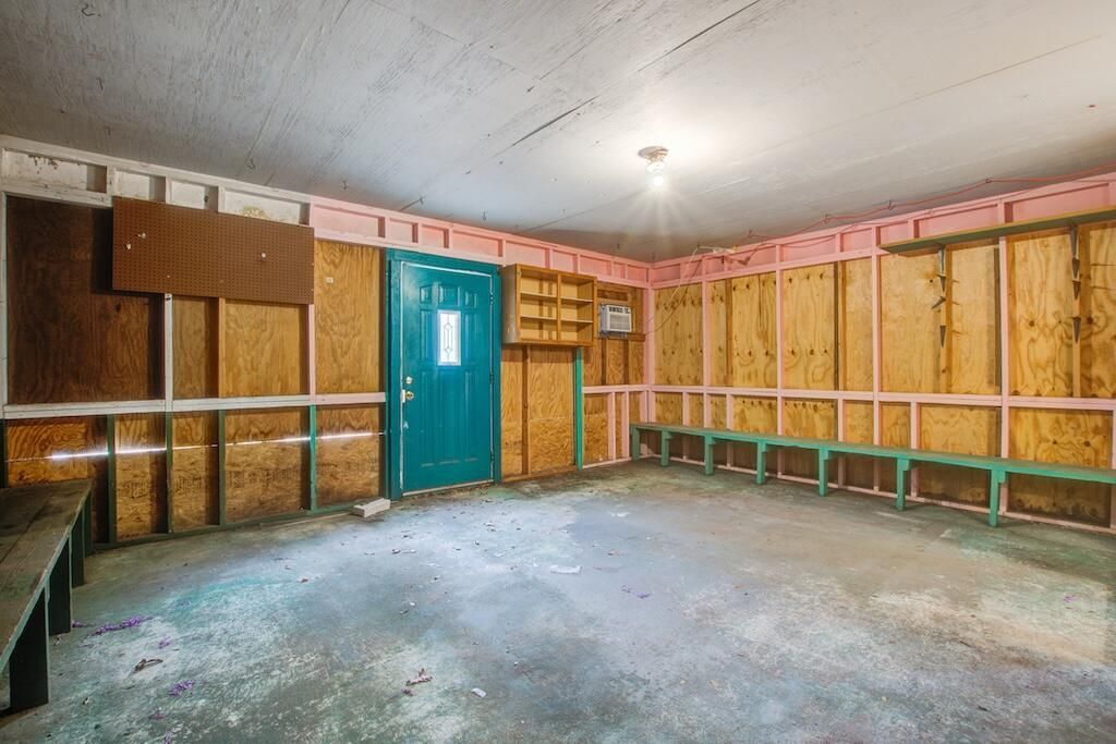 5920 Griffin Street Photo 24