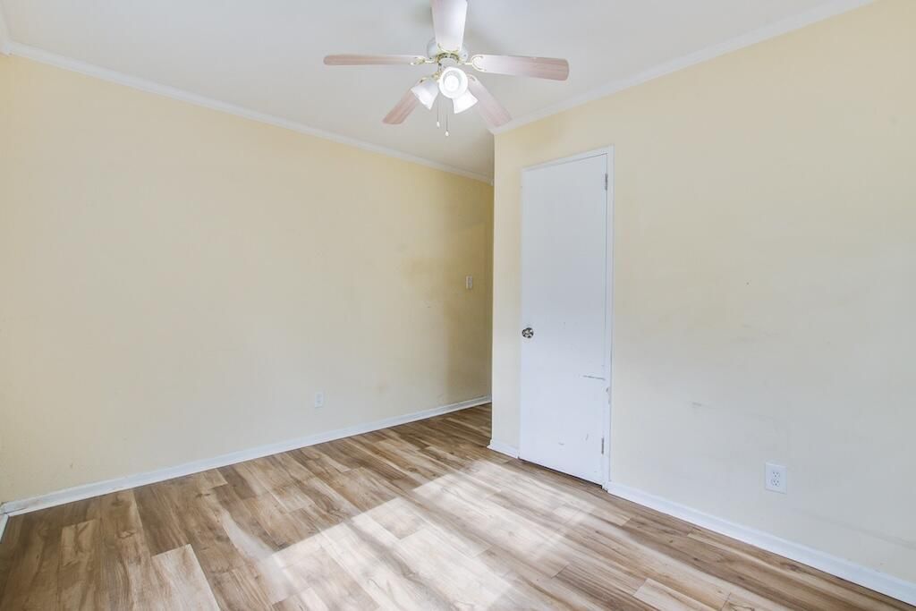 5920 Griffin Street Photo 26