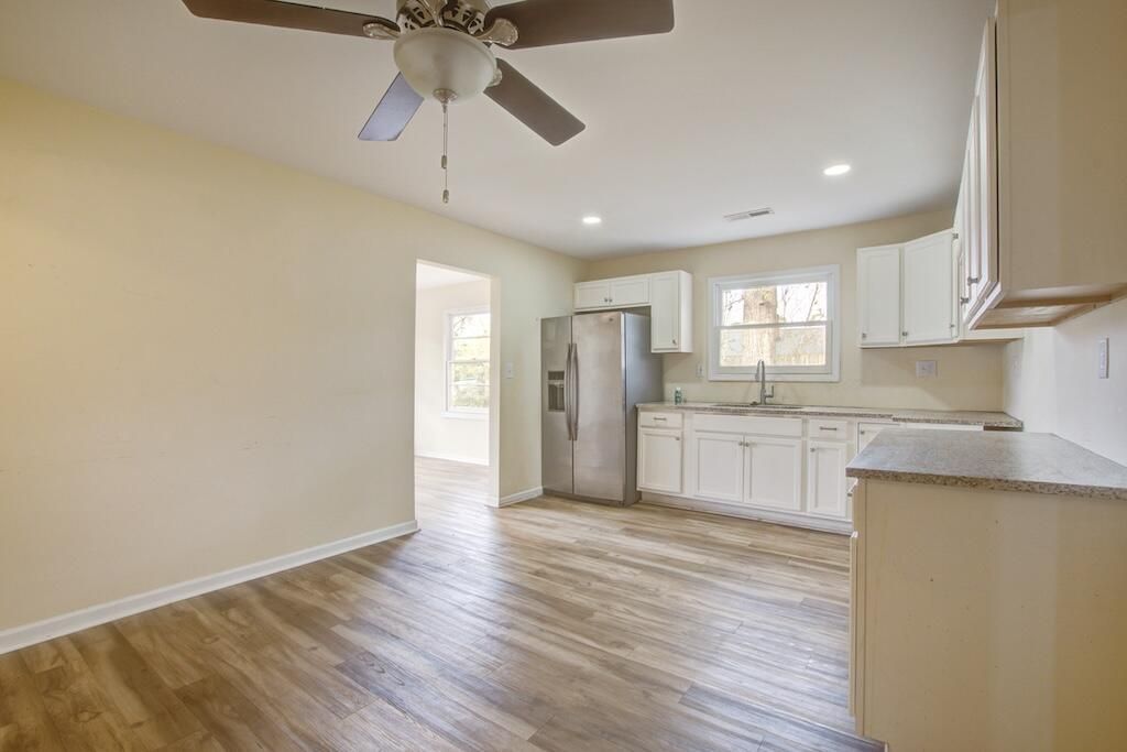 5920 Griffin Street Photo 6