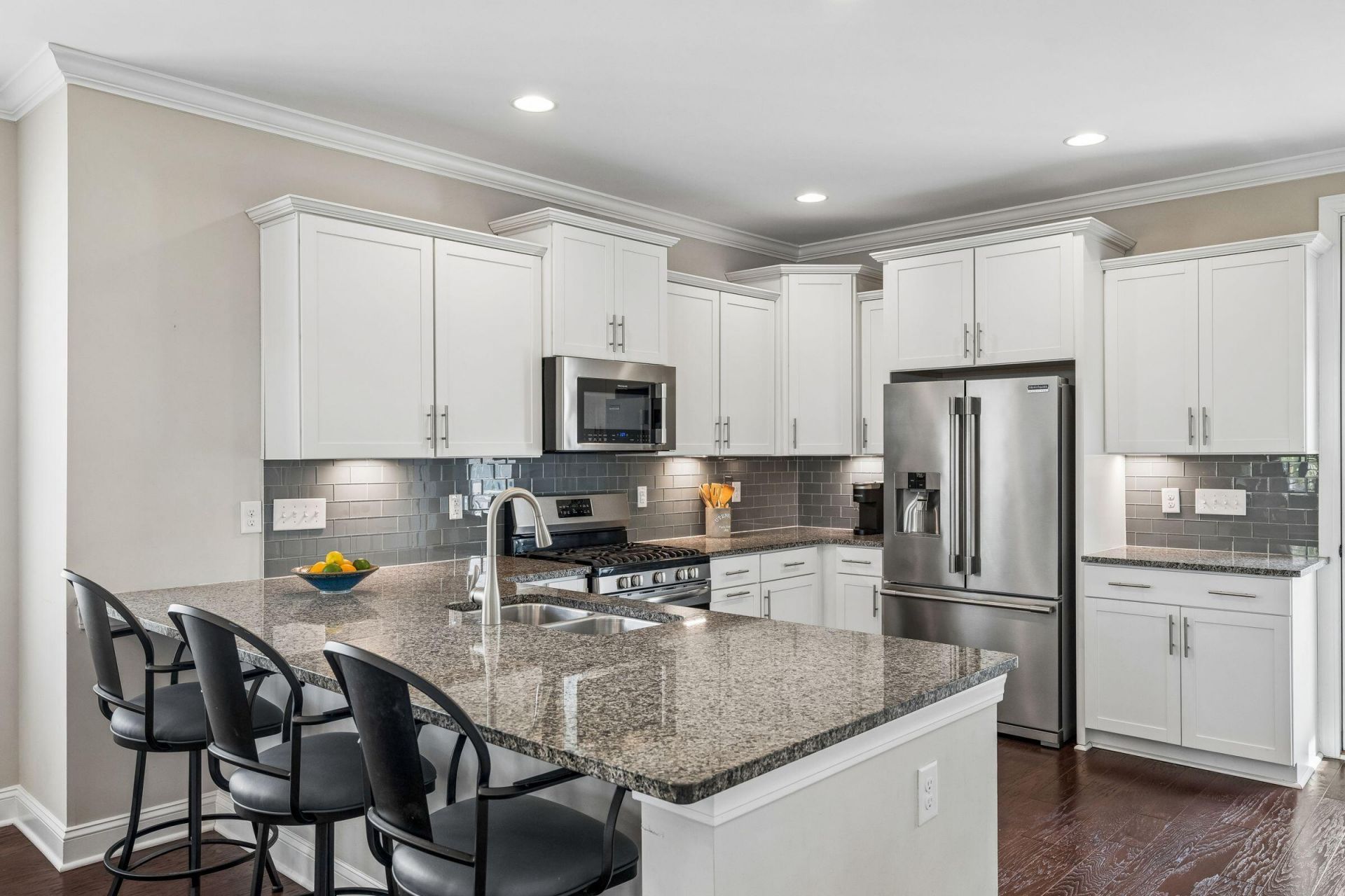 1630 Prince Edward Street Photo 12