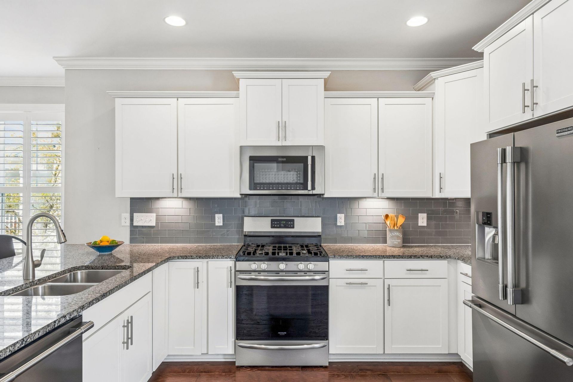 1630 Prince Edward Street Photo 13