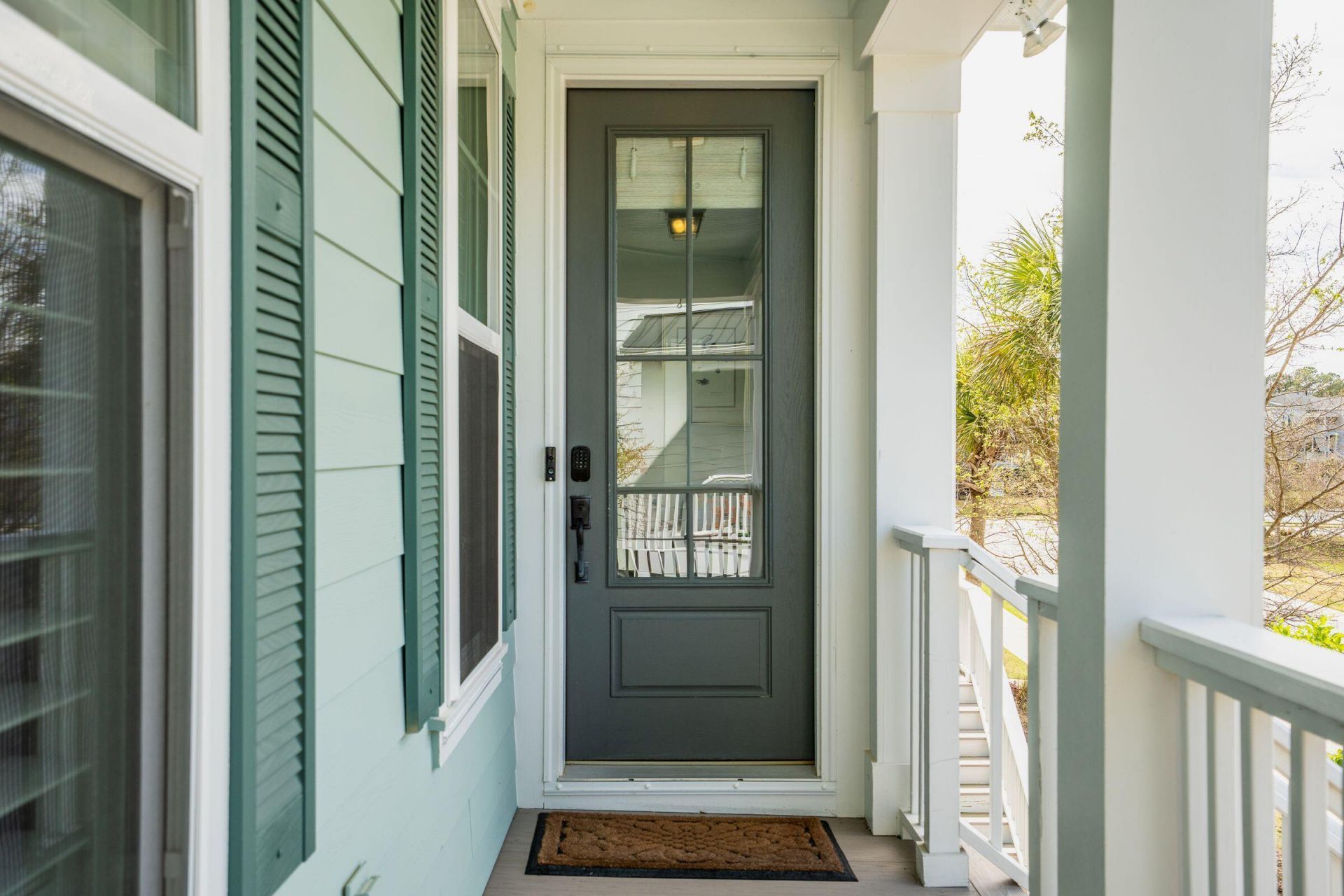 1630 Prince Edward Street Photo 4