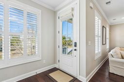 1630 Prince Edward Street photo 4