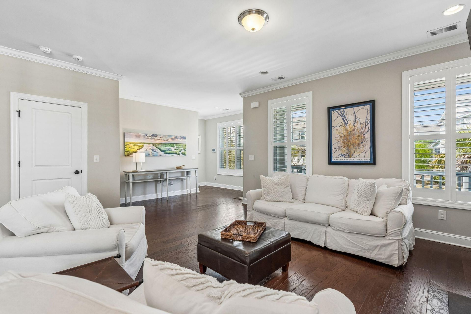 1630 Prince Edward Street Photo 7