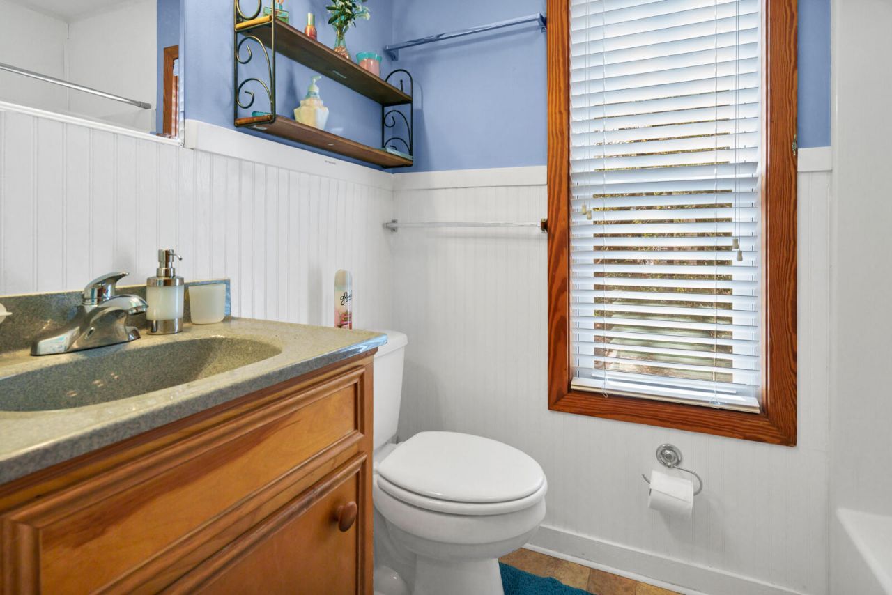 202 Jungle Shores Drive Photo 20