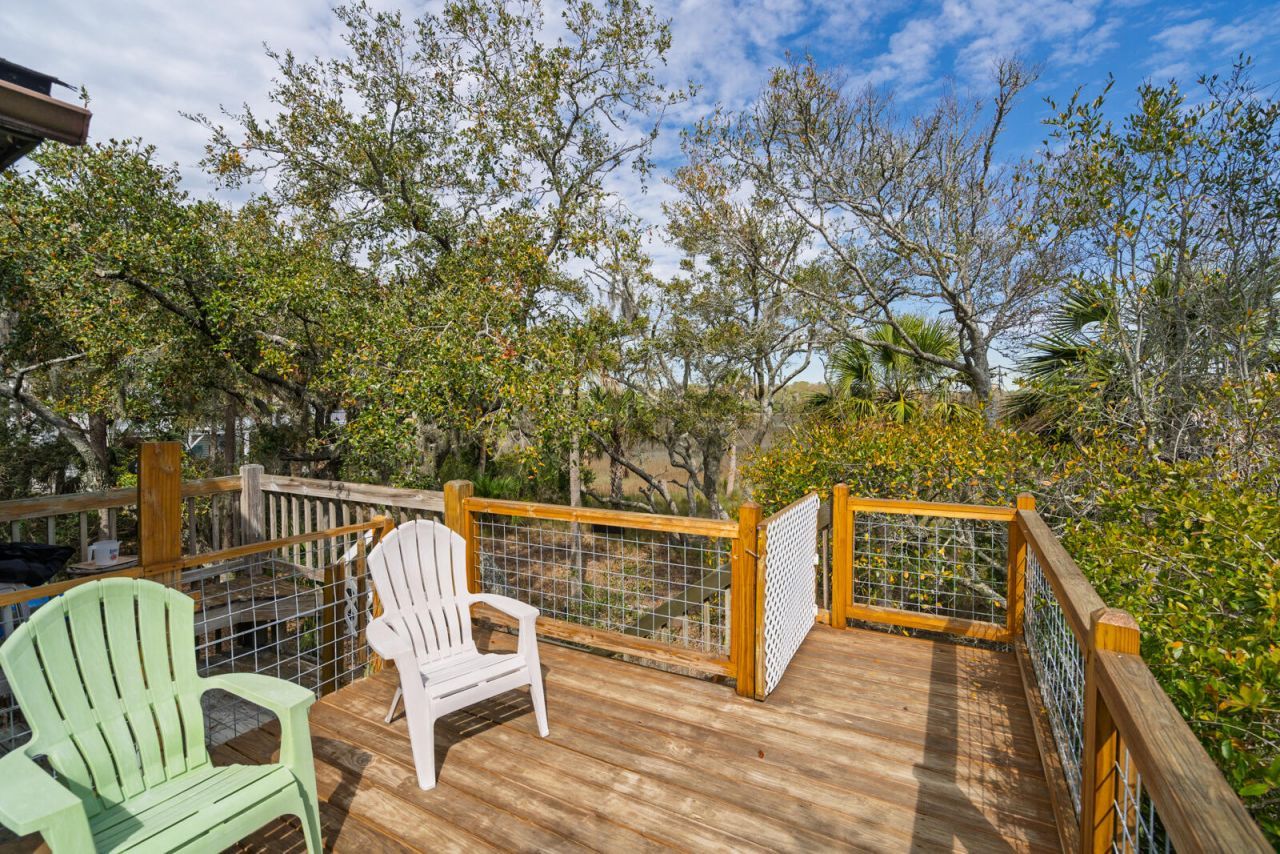 202 Jungle Shores Drive Photo 27