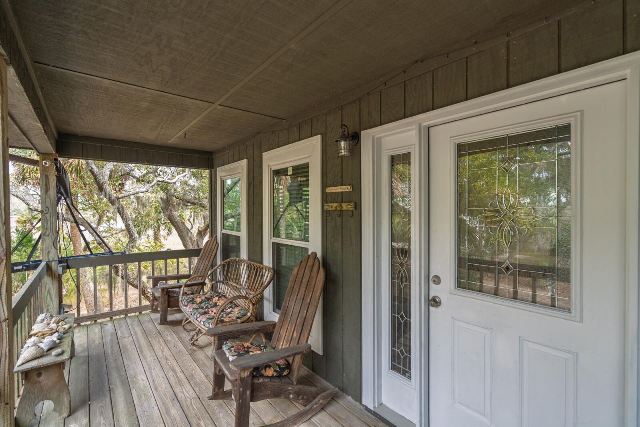 202 Jungle Shores Drive Photo 32