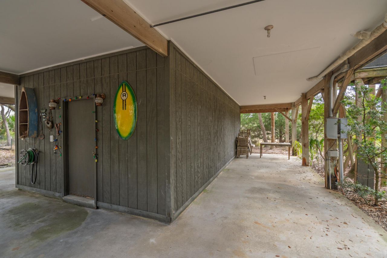 202 Jungle Shores Drive Photo 38